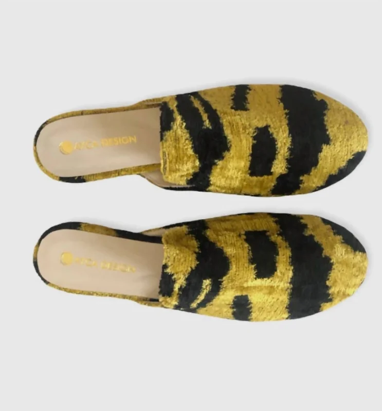 Women's Silk Ikat Slide In Yellow/black